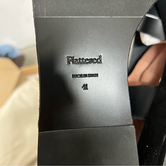 New Flattered Gigi Leather Black Sandals - Picture 6 of 8